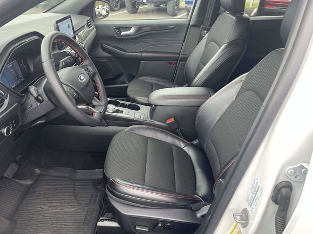 Certified 2025 Ford Escape ST-Line image 12