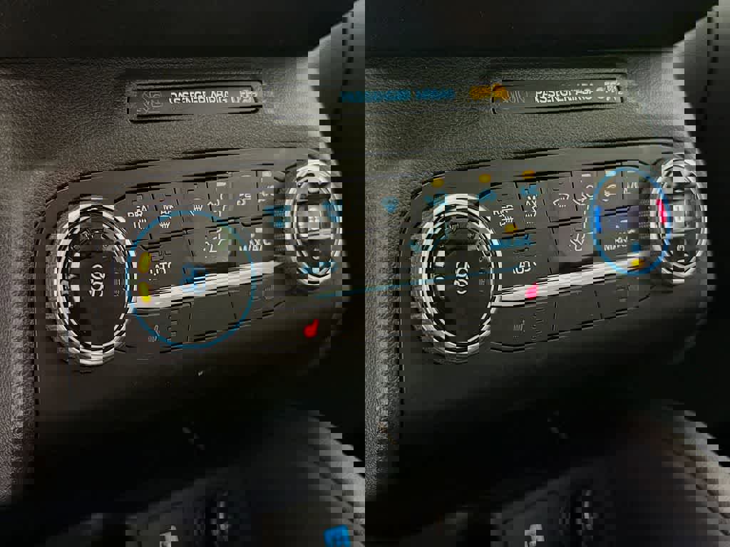 Certified 2020 Ford Escape SE image 20