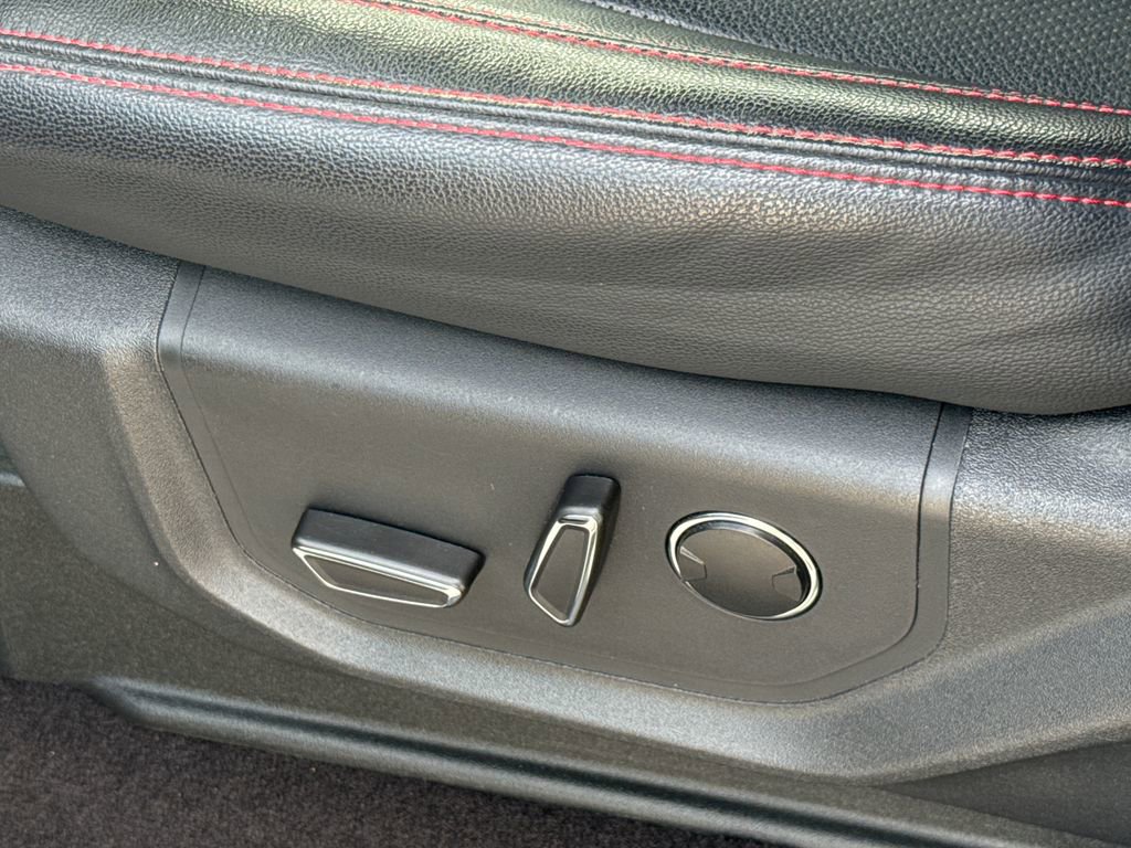 Certified 2023 Ford Expedition Limited image 28