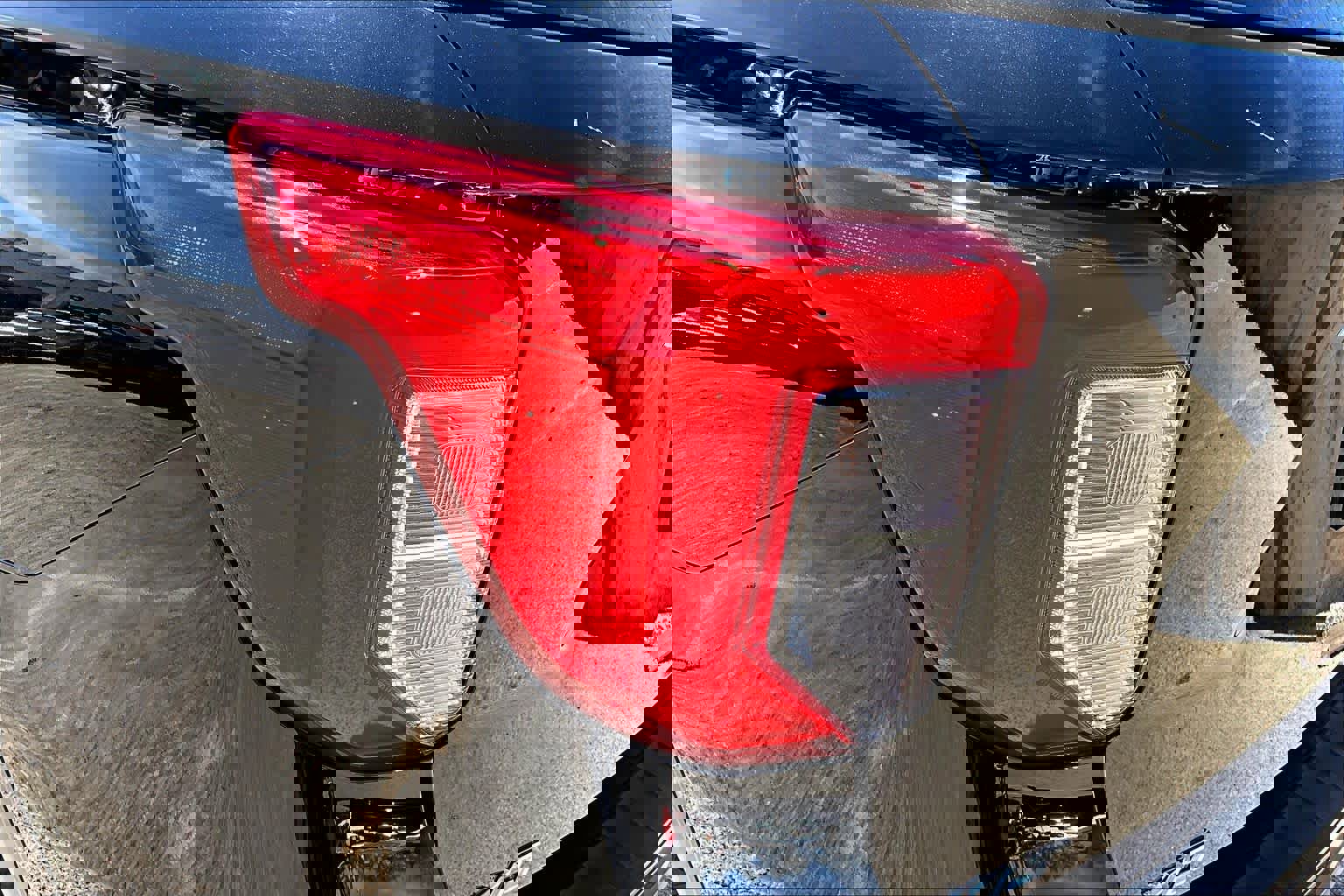 Certified 2023 Ford Explorer XLT w/ Equipment Group 202A AWD/4WD image 29