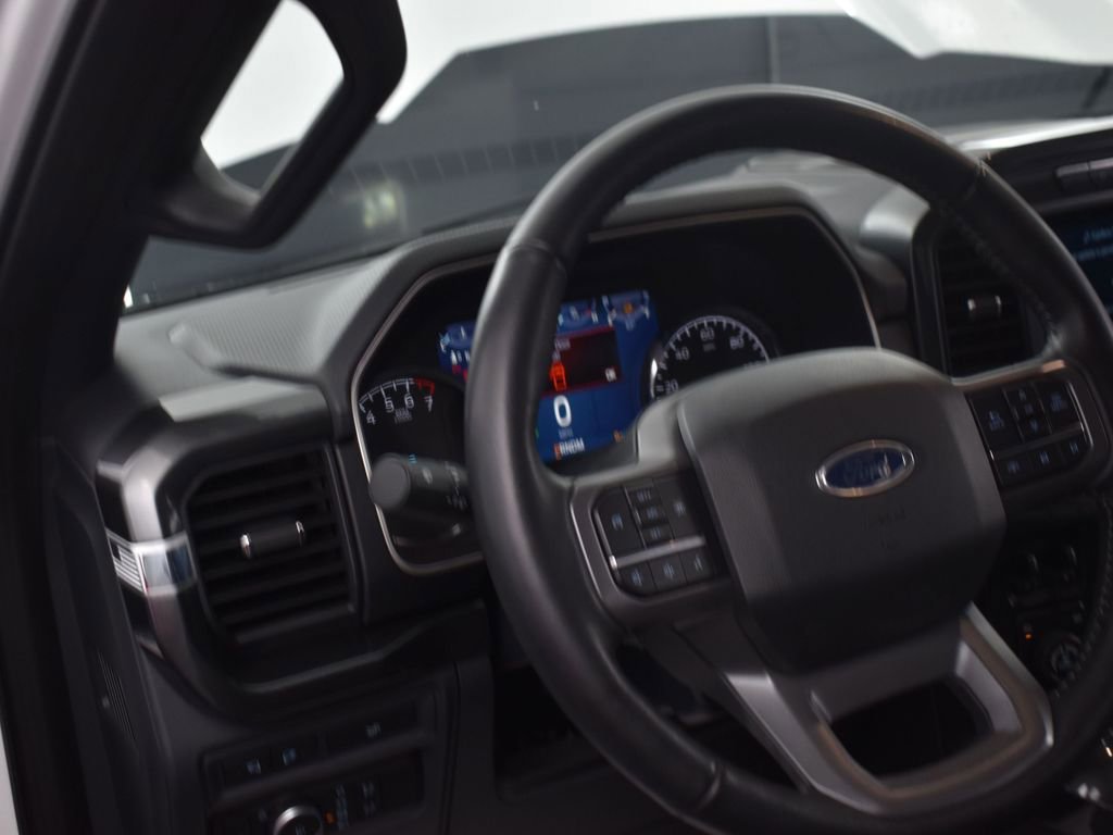 Certified 2022 Ford F150 XLT w/ Equipment Group 302A High image 40