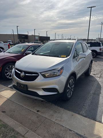 Used 2021 Buick Encore Preferred image 1