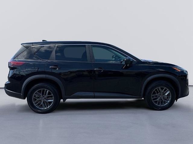 Used 2024 Nissan Rogue S FWD image 6
