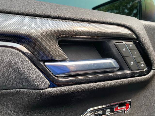 Used 2025 GMC Sierra 1500 AT4 w/ AT4 Premium Package AWD/4WD image 13