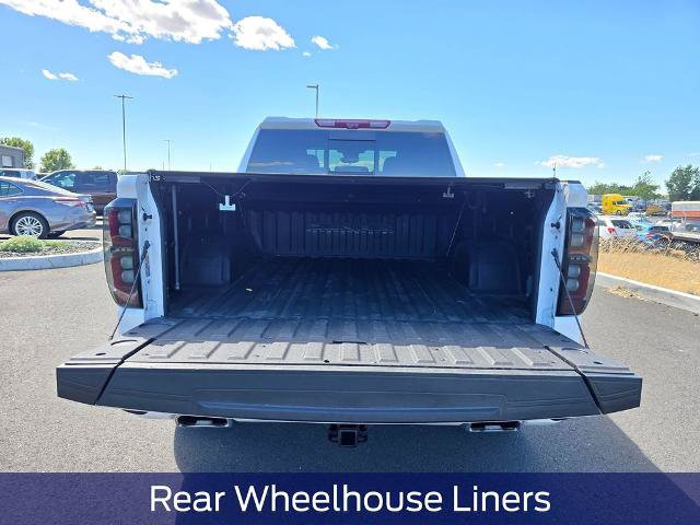 Used 2024 GMC Sierra 1500 Denali w/ Technology Package AWD/4WD image 32