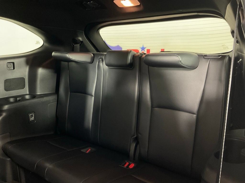 Used 2023 Toyota Highlander XSE AWD/4WD image 17