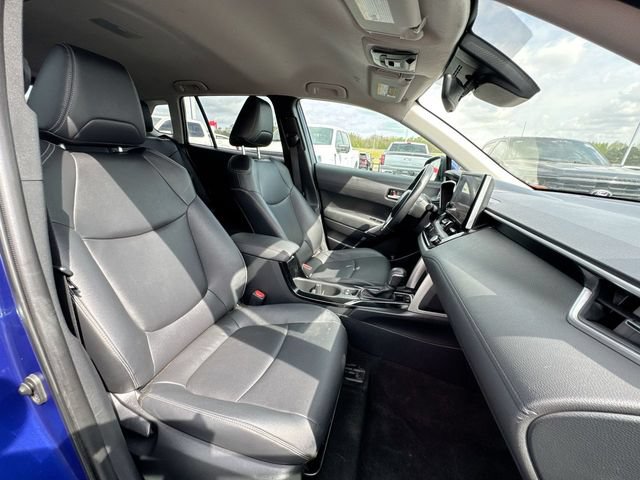 Used 2023 Toyota Corolla Cross XLE AWD/4WD image 24