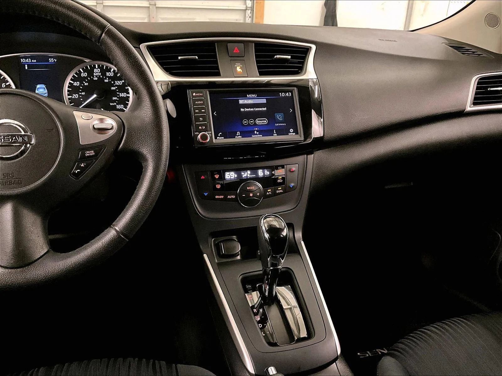 Used 2019 Nissan Sentra SV FWD image 6