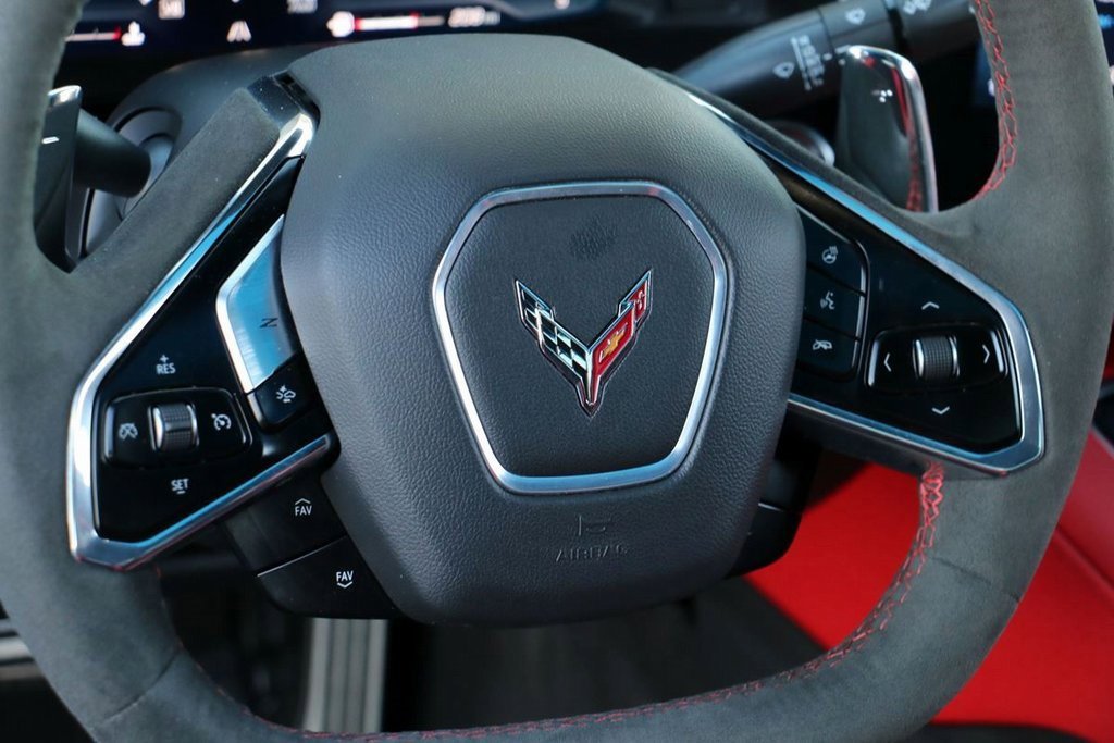 Used 2024 Chevrolet Corvette Stingray Preferred Cpe w/ 2LT image 22