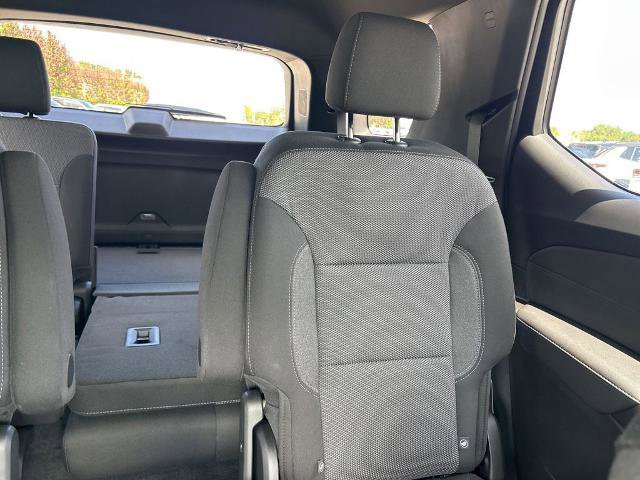 Used 2022 Chevrolet Traverse LT FWD image 14