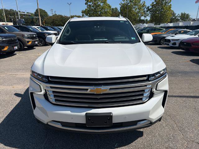 Used 2023 Chevrolet Suburban High Country w/ Max Trailering Package AWD/4WD image 2