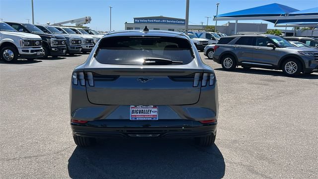Certified 2021 Ford Mustang Mach-E Premium AWD/4WD image 4