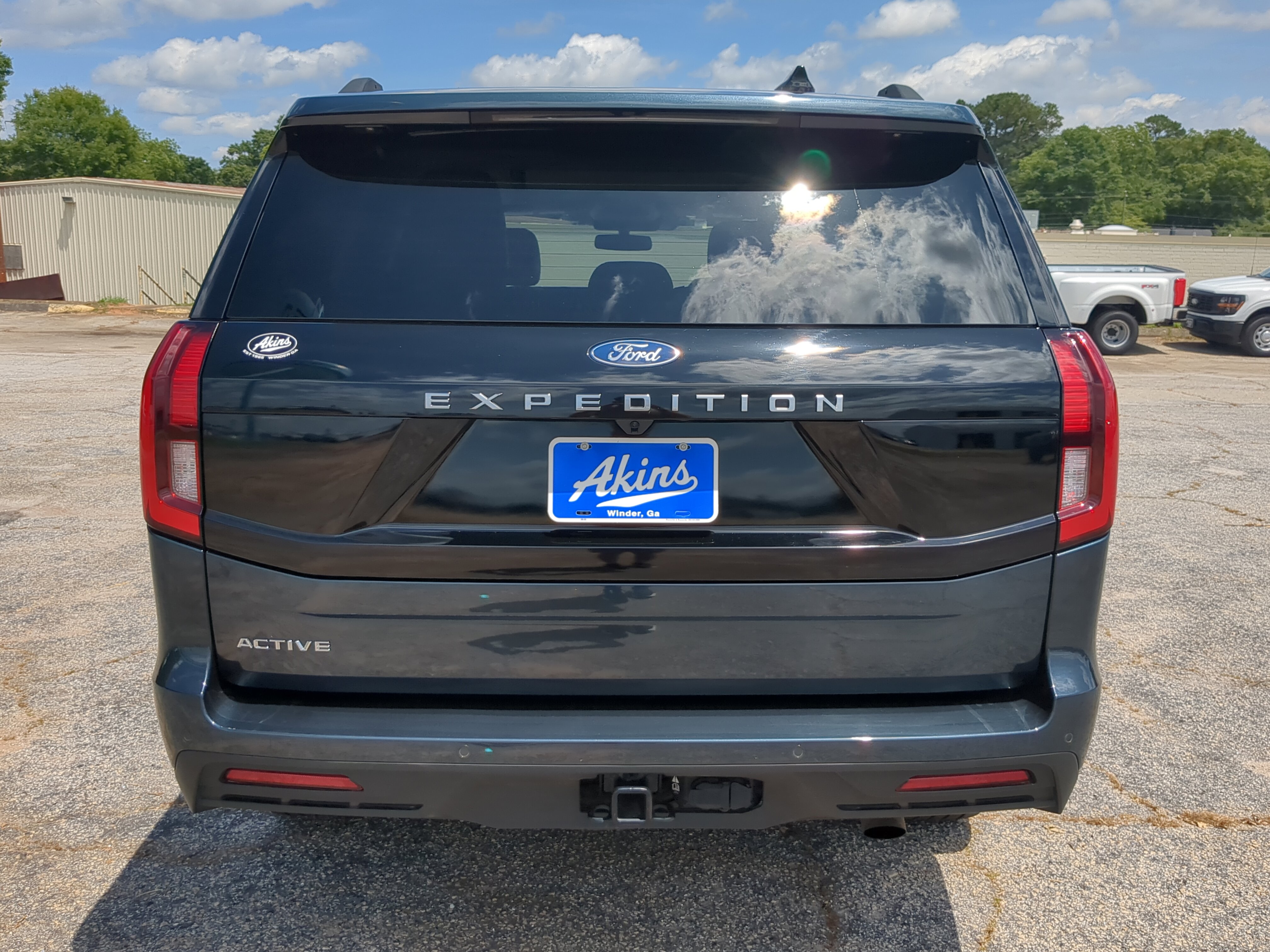 Certified 2025 Ford Expedition Active RWD image 4