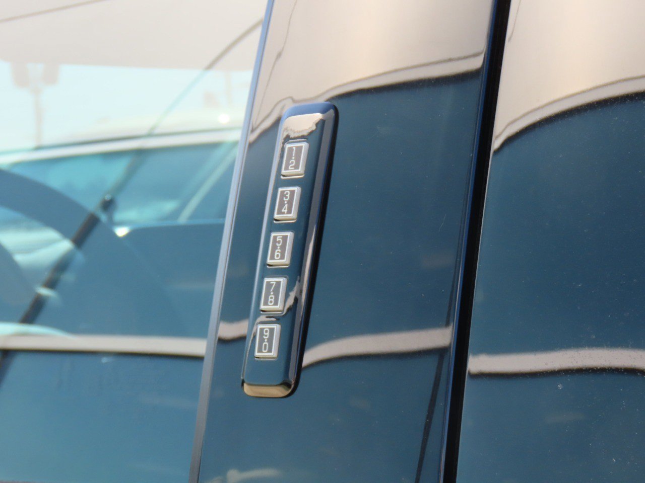 Certified 2023 Ford F150 Raptor AWD/4WD image 17