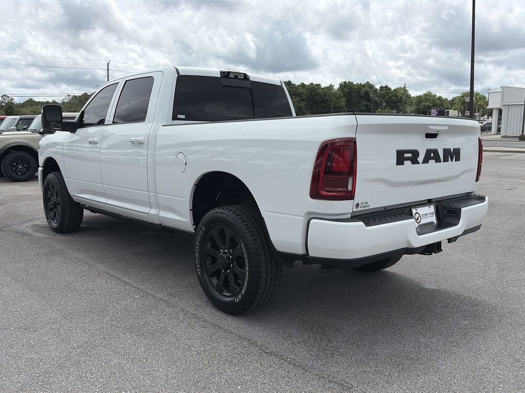 Used 2025 RAM 2500 Laramie AWD/4WD image 5