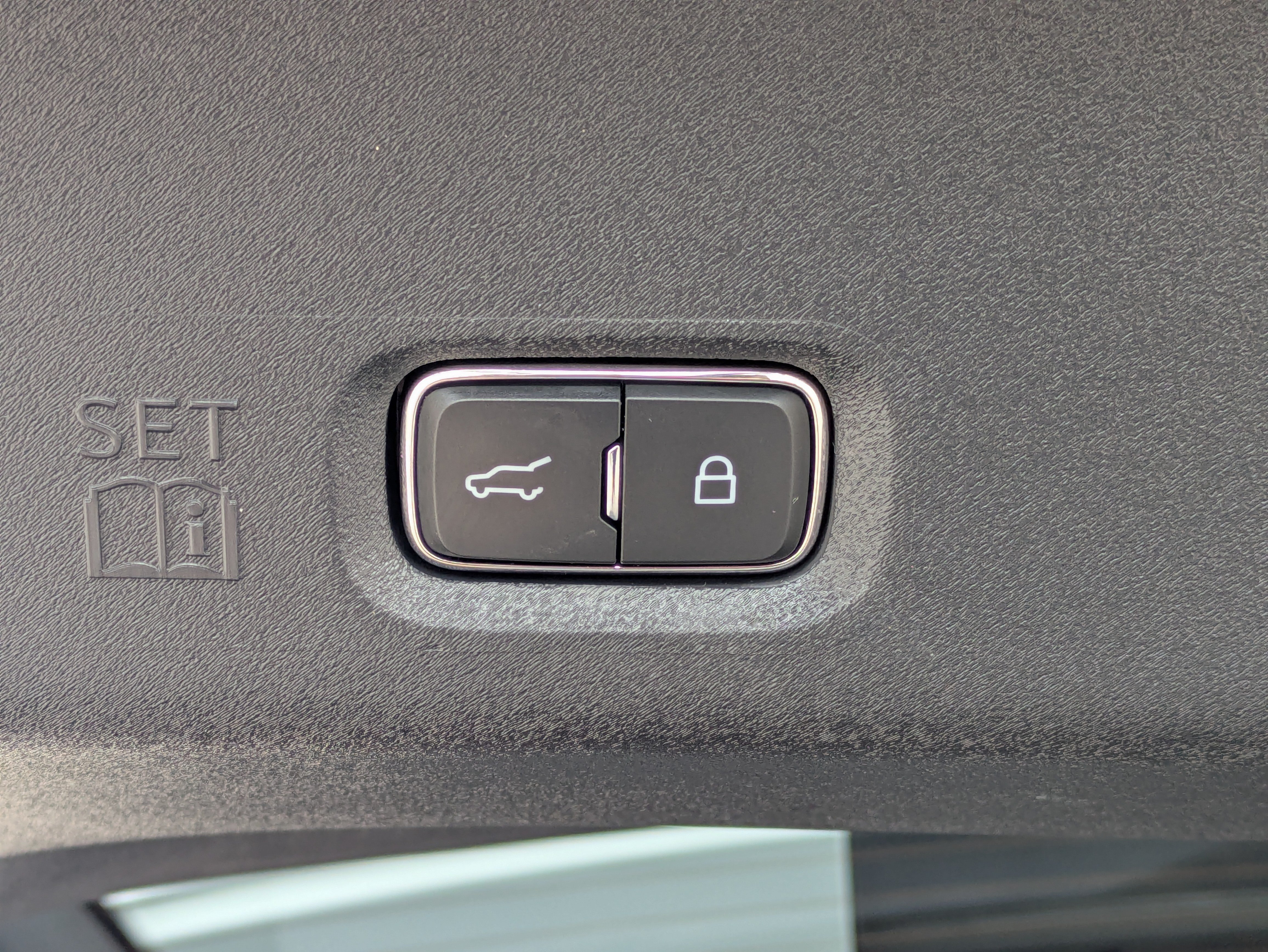Certified 2025 Ford Expedition Active RWD image 17
