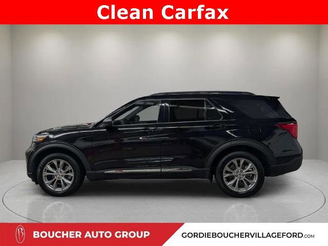 Certified 2022 Ford Explorer XLT w/ Equipment Group 202A image 4