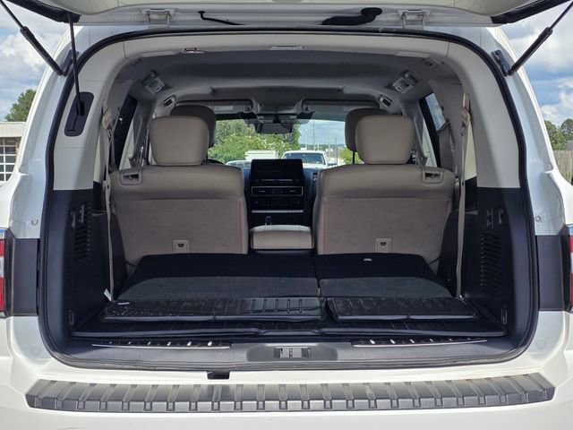 Used 2024 Nissan Armada Platinum w/ Captain's Chairs Package RWD image 31