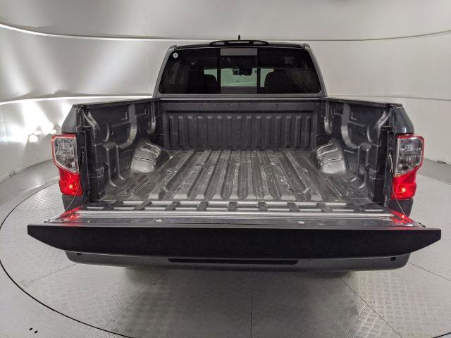 Used 2024 Nissan Titan SV image 23