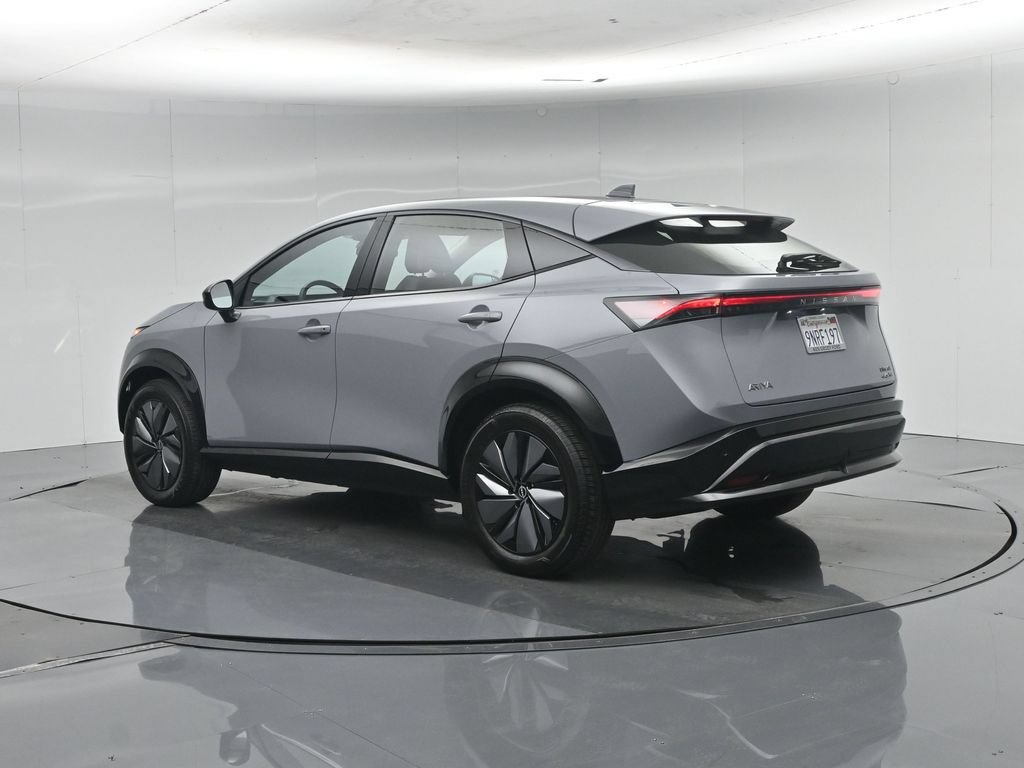 Used 2024 Nissan Ariya AWD image 7
