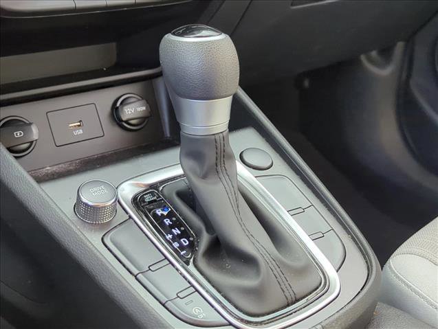 Used 2023 Hyundai Kona SEL image 9