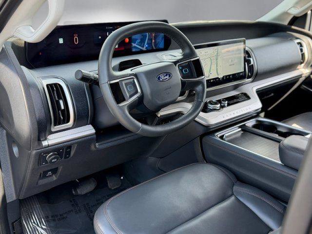 Certified 2025 Ford Expedition Max Active AWD/4WD image 3