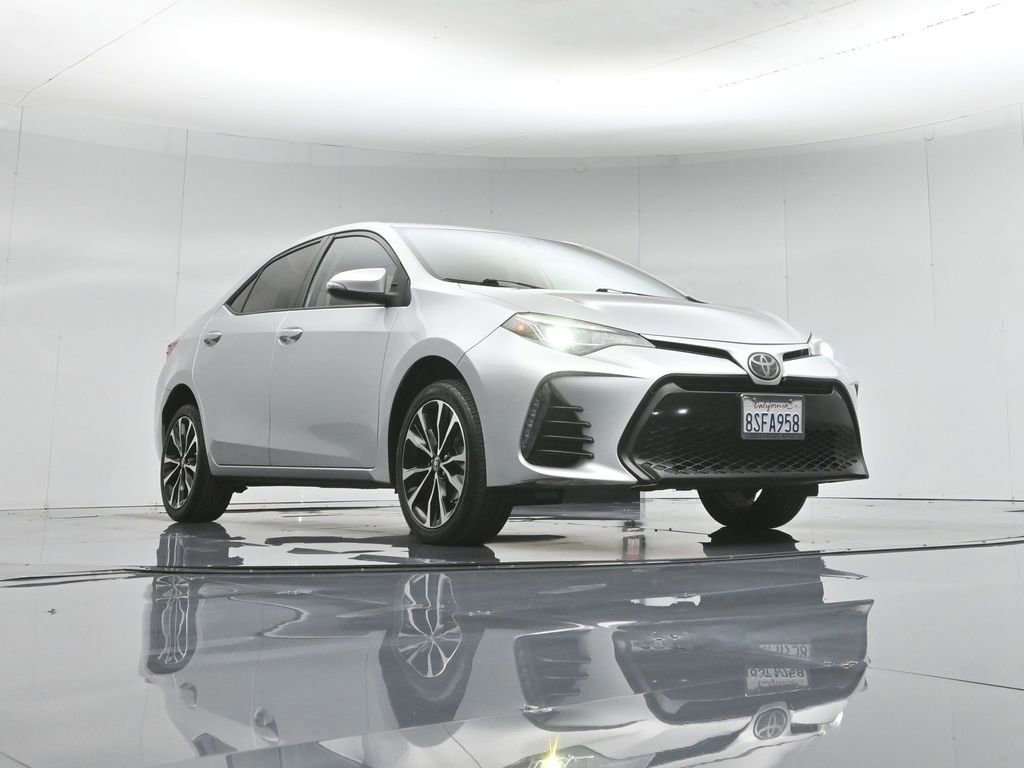 Used 2017 Toyota Corolla SE w/ Carpet Mat Package (TMS) FWD image 5