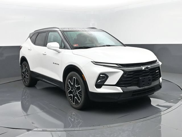 Used 2023 Chevrolet Blazer RS AWD/4WD image 3