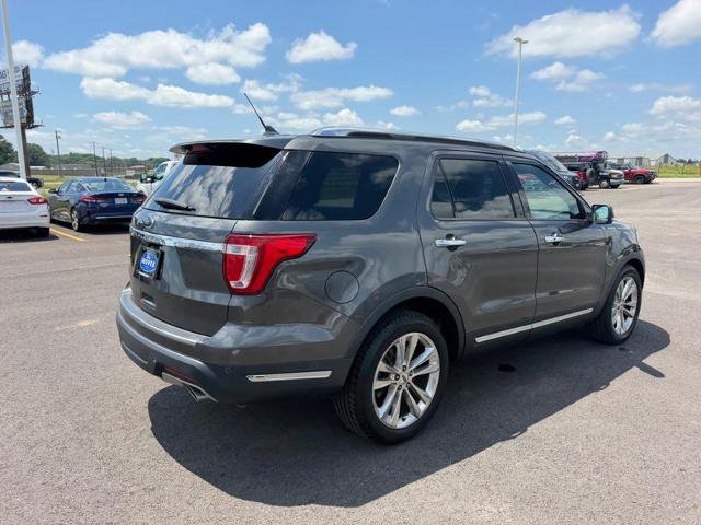Certified 2018 Ford Explorer Limited w/ Equipment Group 301A FWD image 5