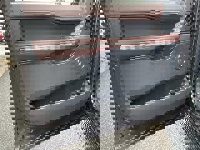 Certified 2024 Ford Expedition Limited image 53