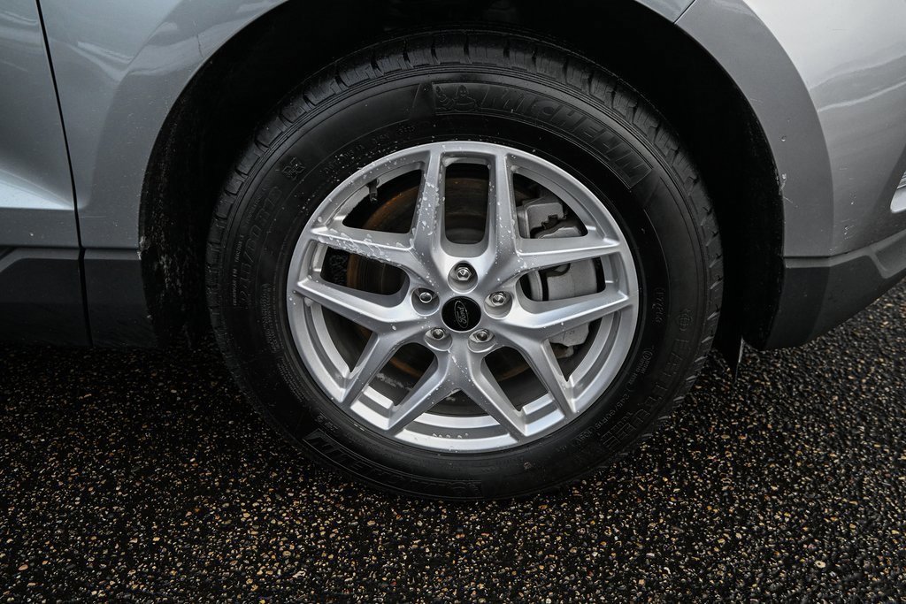 Certified 2024 Ford Edge SEL w/ Convenience Package image 19