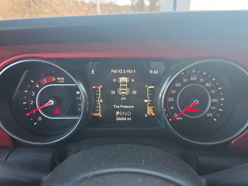 Used 2021 Jeep Wrangler Unlimited Rubicon image 26