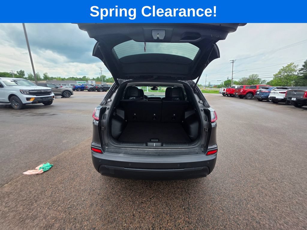 Used 2023 Jeep Cherokee Altitude Lux AWD/4WD image 30