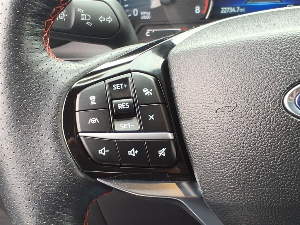 Certified 2023 Ford Explorer ST-Line image 17