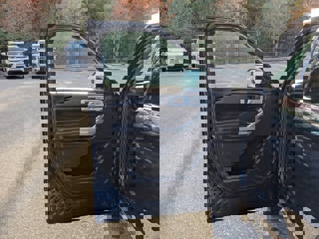 Certified 2023 Ford Explorer Limited w/ Hybrid Equipment Group 310A image 14