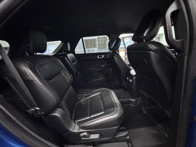 Certified 2020 Ford Explorer XLT w/ Equipment Group 202A AWD/4WD image 29