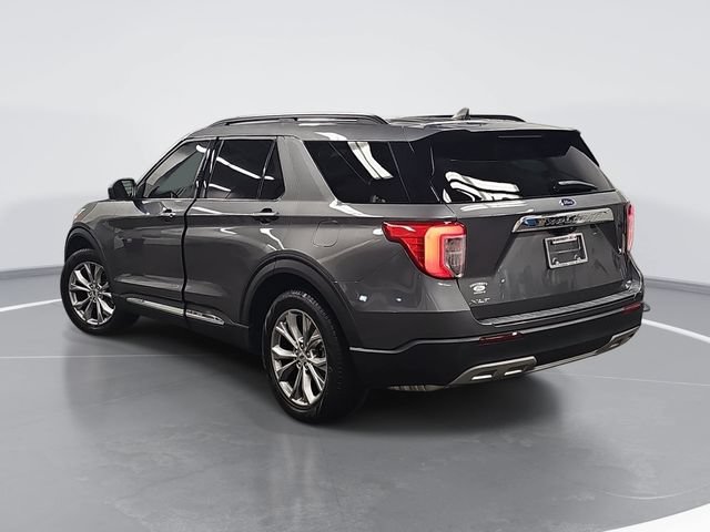 Certified 2023 Ford Explorer XLT w/ Equipment Group 202A RWD image 5