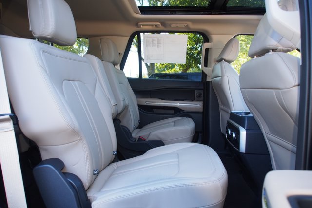 Certified 2024 Ford Expedition Limited AWD/4WD image 14