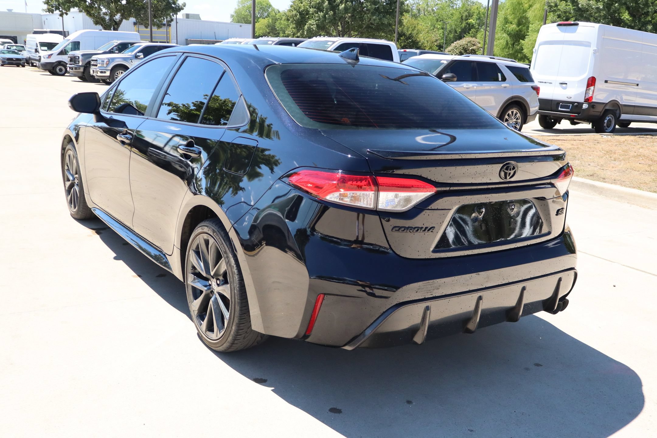 Used 2024 Toyota Corolla SE FWD image 6