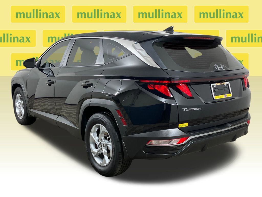 Used 2024 Hyundai Tucson SE image 3