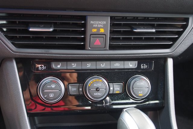 Used 2019 Volkswagen Jetta GLI FWD image 27