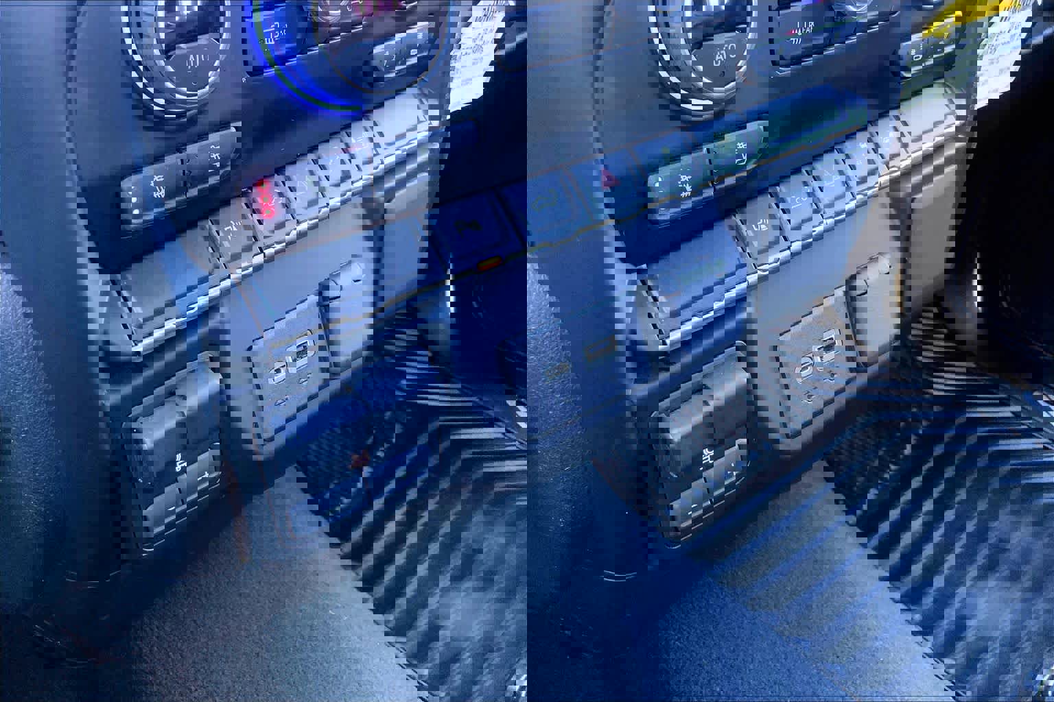 Used 2022 Chevrolet Silverado 2500 LT w/ All Star Edition image 34