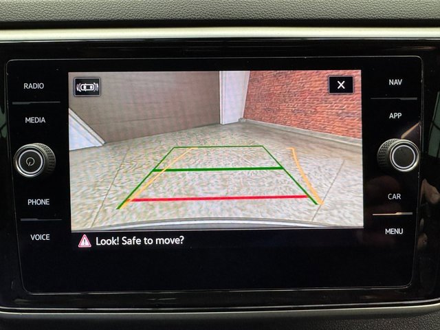 Used 2021 Volkswagen Atlas Cross Sport SEL Premium image 21