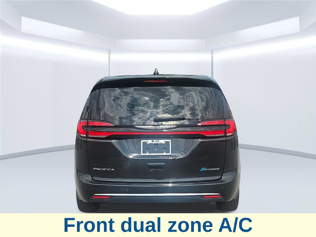 Used 2023 Chrysler Pacifica Limited FWD image 24