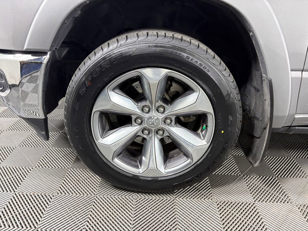 Used 2019 RAM 1500 Limited AWD/4WD image 10