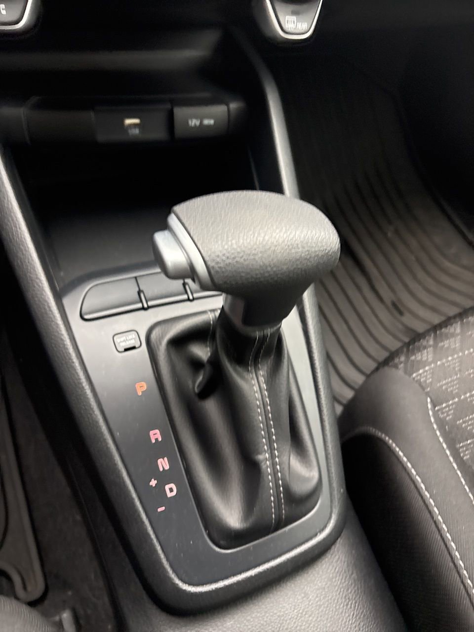 Used 2023 Kia Rio S image 9