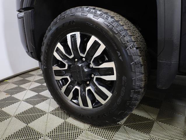 Used 2024 GMC Sierra 2500 Denali Ultimate image 32