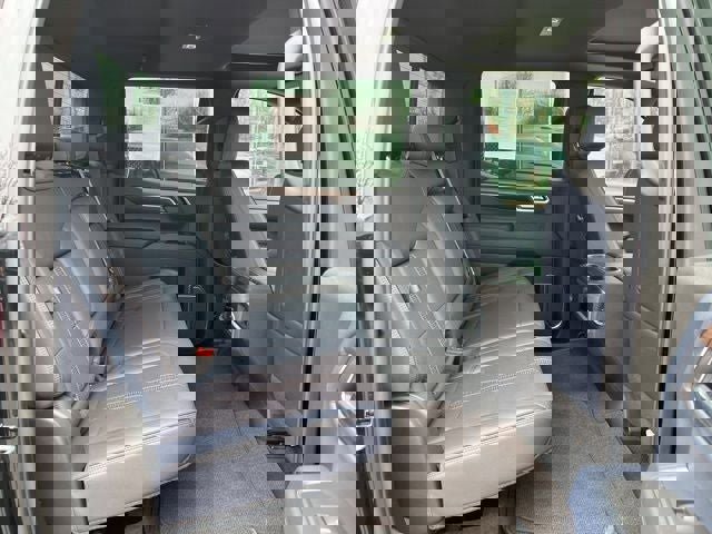 Used 2022 Chevrolet Silverado 1500 High Country w/ Technology Package image 19