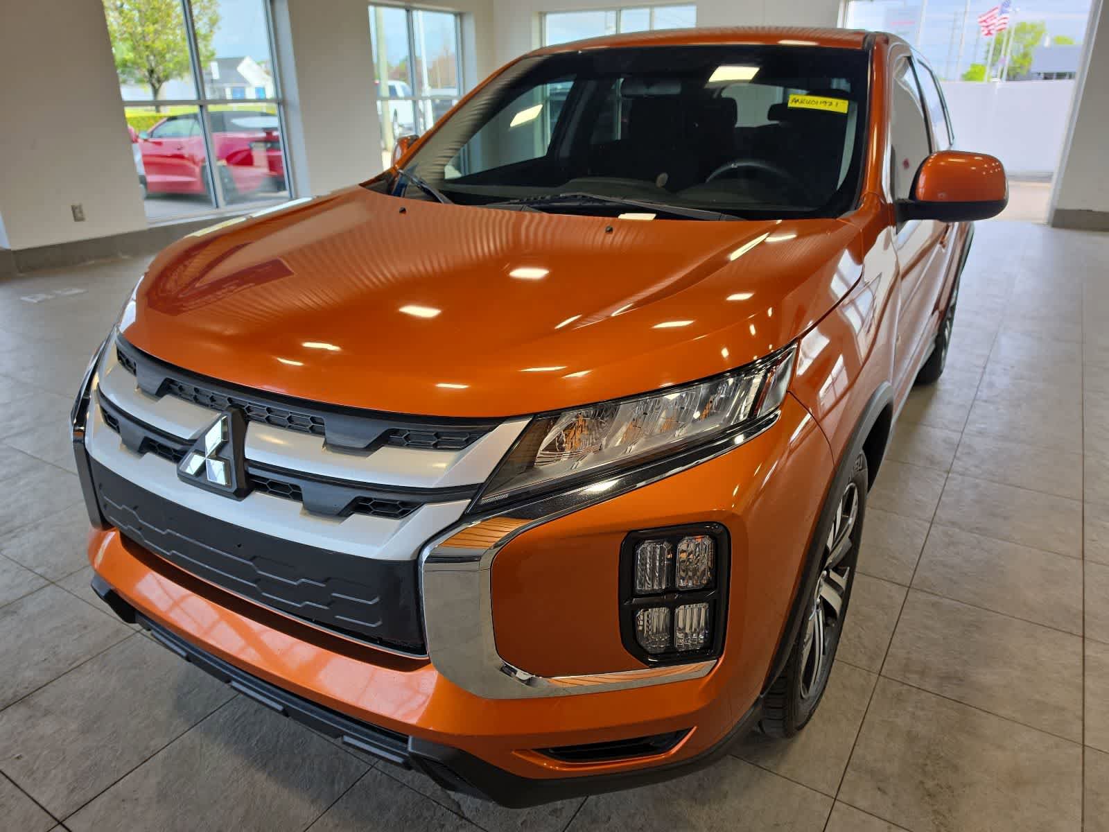Used 2020 Mitsubishi Outlander Sport ES FWD image 2