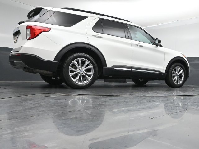 Certified 2024 Ford Explorer XLT w/ Equipment Group 202A AWD/4WD image 43